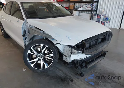 2025 Volvo S60 B5 Core from USA, damaged, VIN 7JRL12GJ9SG362425